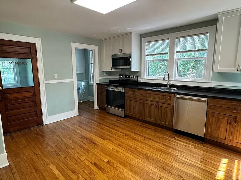 1625 S Maple Rd — Photo 13