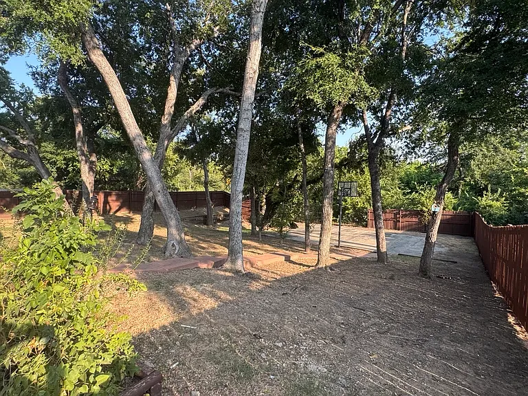 3813 Cedar Ridge Ct — Photo 11
