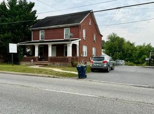 1764 Lincoln Way E, Chambersburg, PA 17202