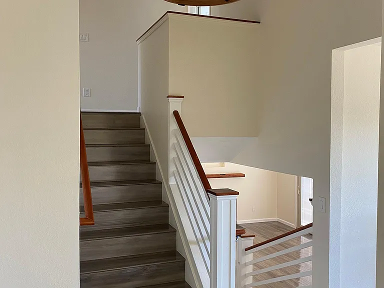 7868 Laurelridge Rd — Photo 16