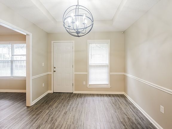 5th image of 5431 Fernglen St