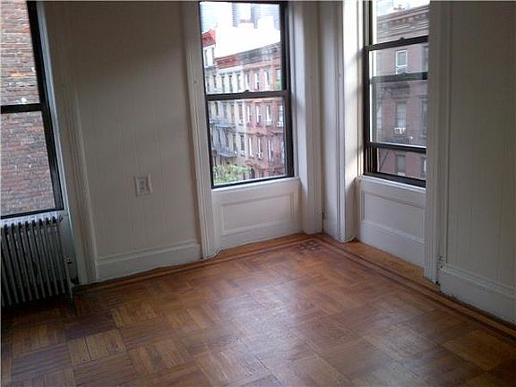4th image of 467 W 49th St APT 3