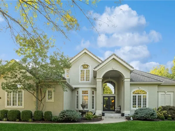 13846 Aberdeen St, Leawood, KS 66224