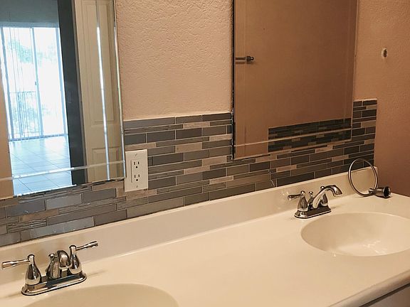 3rd image of 10440 SW Stephanie Way #4201