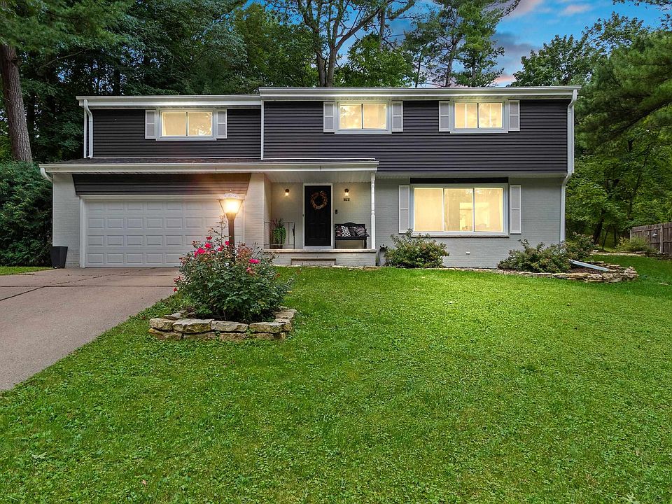 1st image of 823 Laverne Dr