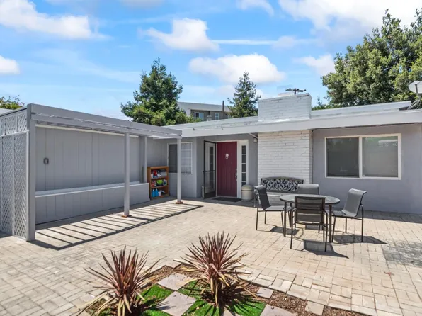 1496 McPherson St, Santa Clara, CA 95051