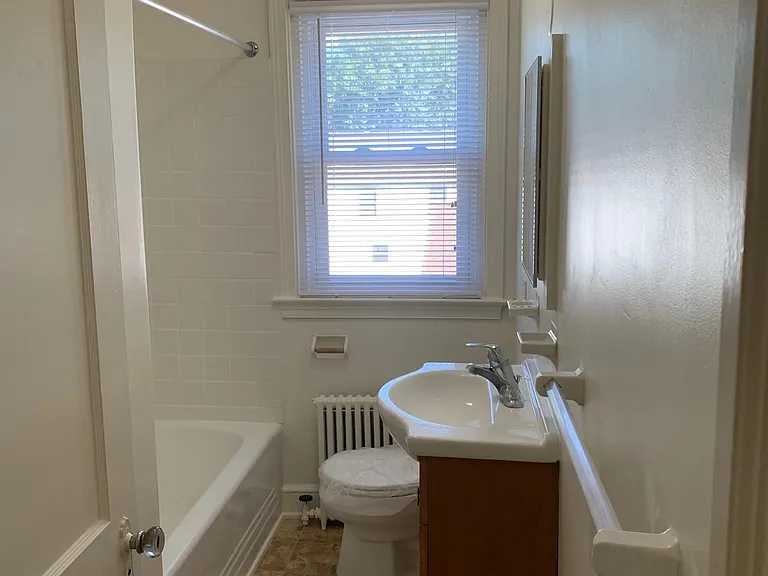 27 Ladomus Ave #2 — Photo 10