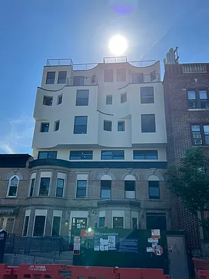 Rented by Delmark Realty LLC | media 38