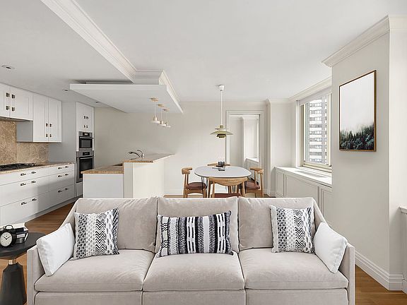 3rd image of 30 W 63rd St APT 16VW