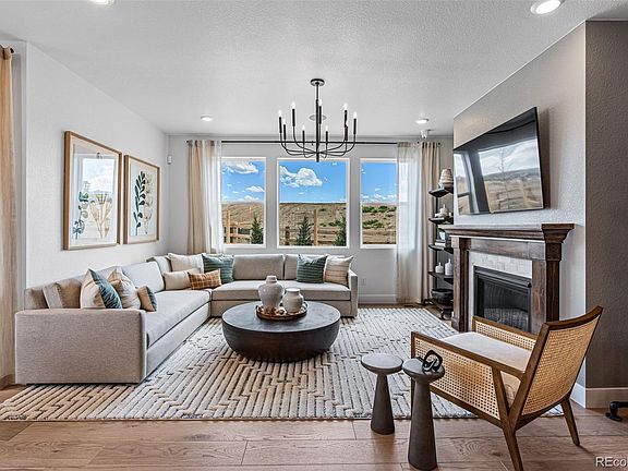 7th image of this home