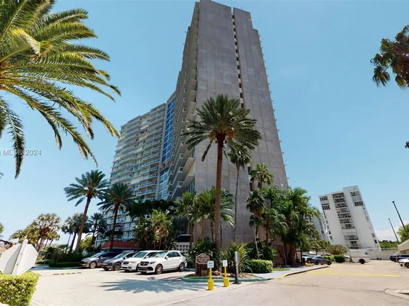 2451 Brickell Ave APT 19C, Miami, FL 33129