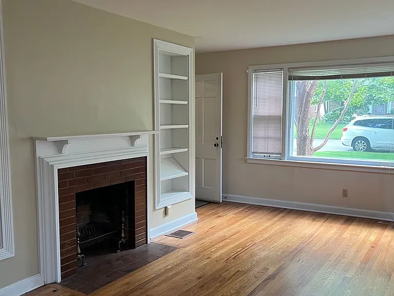 1368 Doten Ave — Photo 1