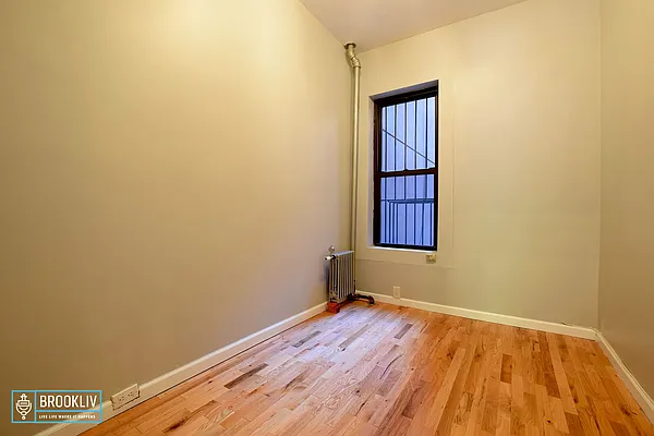 Rented by null | media 14