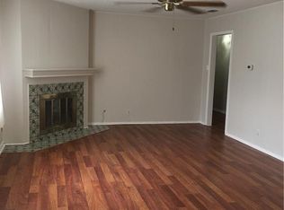 1702 Barton Dr, Arlington, TX 76010