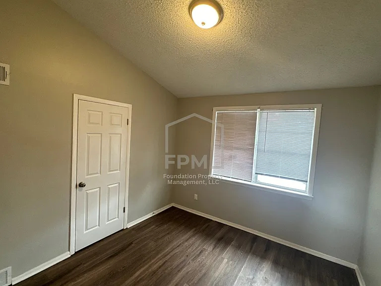 2252 Cassie Ave — Photo 16