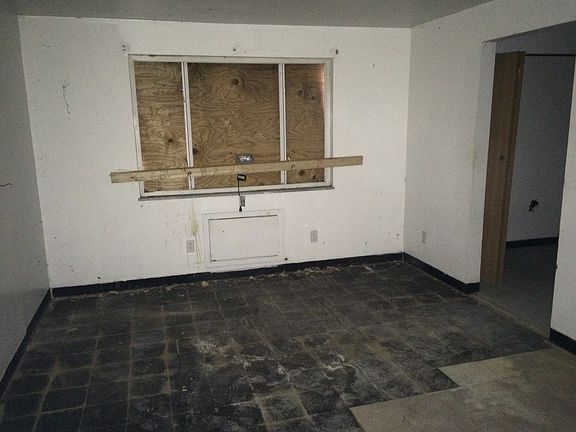 3rd image of 771 Northview Ave