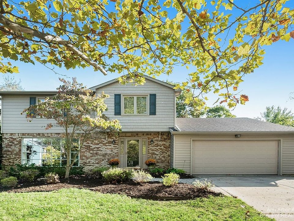 1st image of 3550 Charter Pl