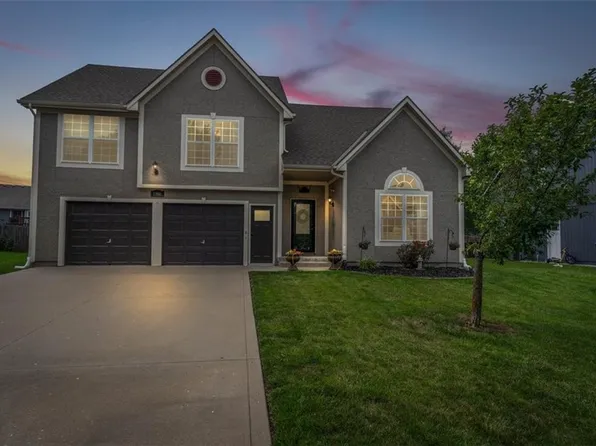 1900 160th St, Basehor, KS 66007