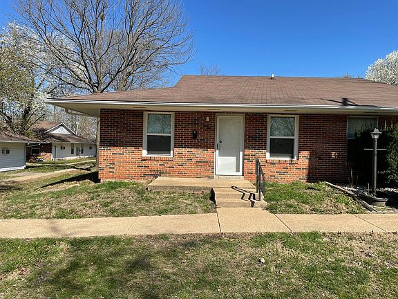 2nd image of 1005 E Grand Ave #1005G8