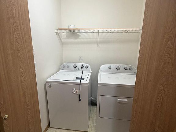 3rd image of 2728 99th Ave NE Unit A