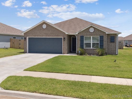 14219 N 74th Ave, Collinsville, OK 74021