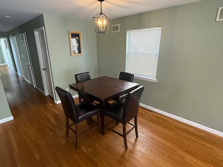 196 Randolph Ave #1 — Photo 3