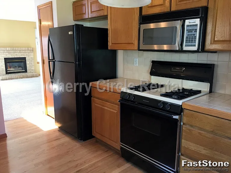 13324 Cherry Cir — Photo 11