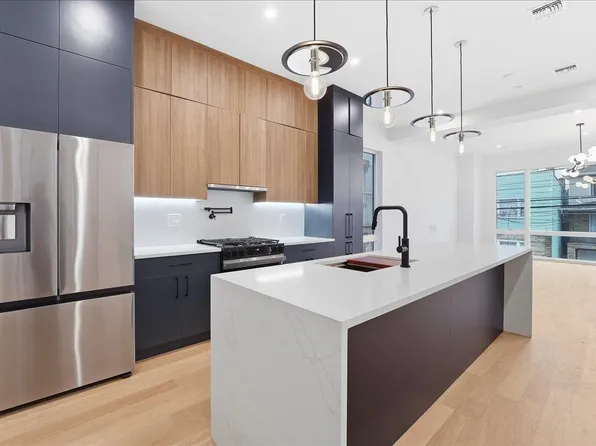 105 Laidlaw Avenue image 1 of 23