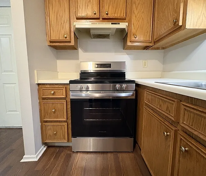 8860 Thomas St #12 — Photo 4