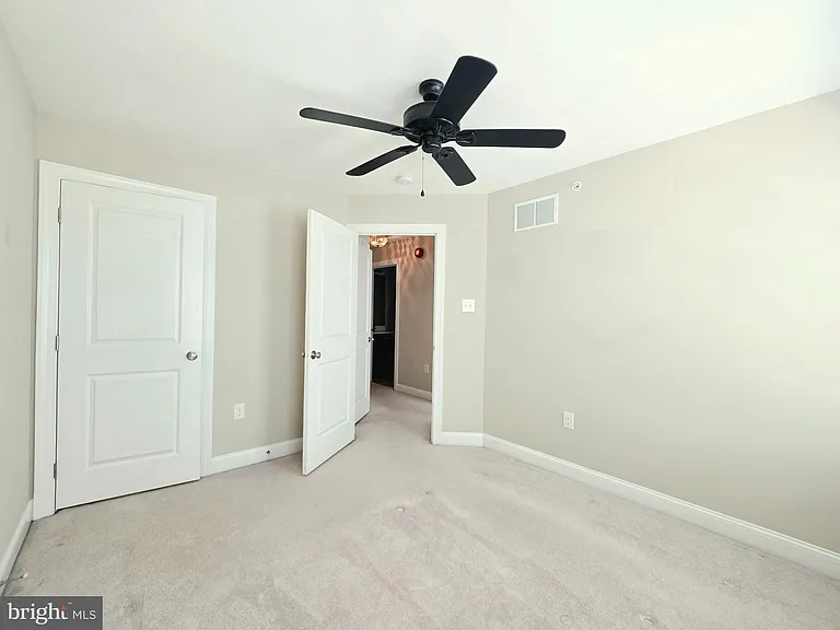 301 W Hamlin Ave — Photo 17
