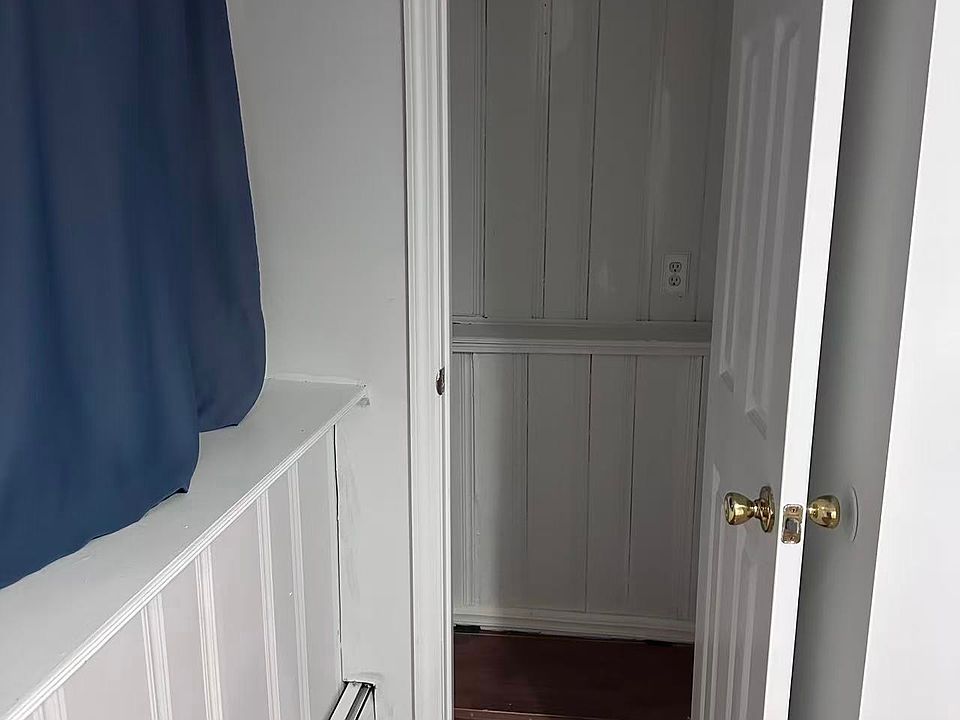 1st image of 697 Wenwood Dr #1