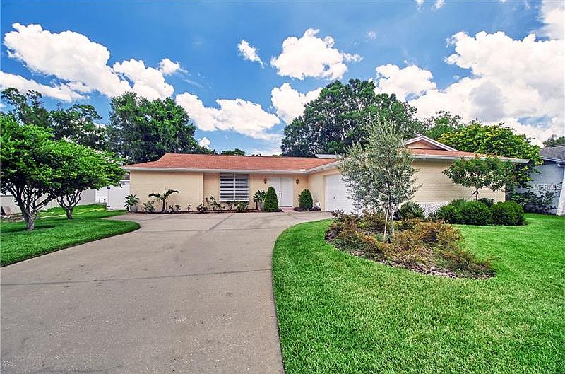 1st image of 4631 Glenside Cir