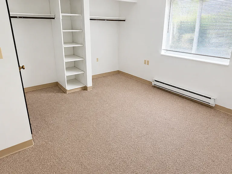 Whispering Pines Apartments — Photo 18