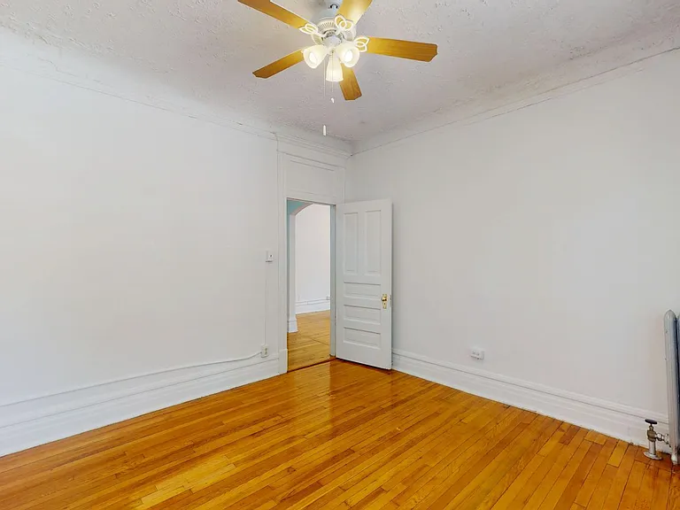 5401-5403 S. Woodlawn Avenue — Photo 84