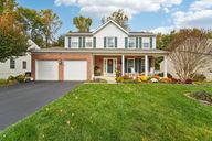 Oak Mill Dr-S3010-001.jpg