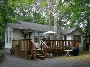 45 Voorhis Pl, Ringwood, NJ 07456