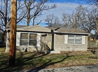 405 E Walnut St, Ozark, MO 65721