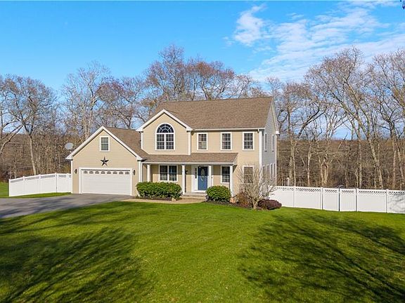 2nd image of 435 Cottrell Rd