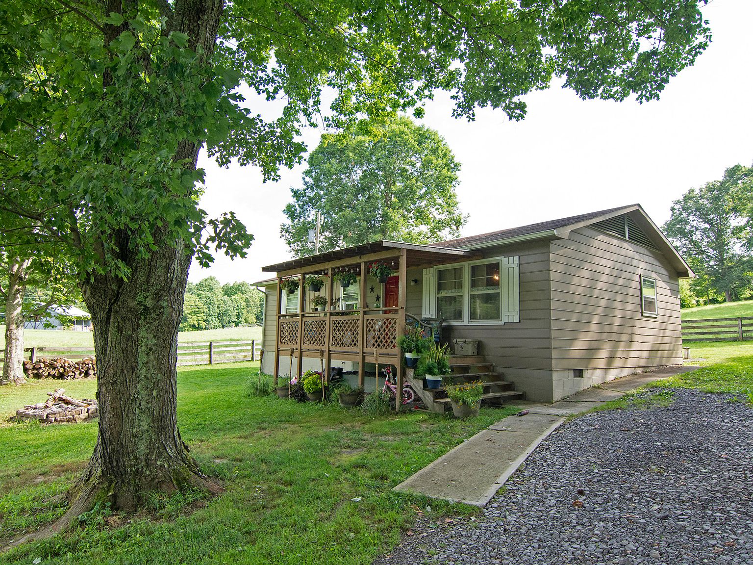 53 Lindsay Farm Rd, Talcott, WV 24981 Zillow