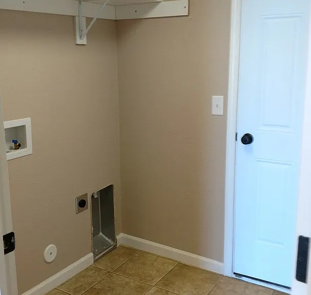 2609 Verity Ln SE — Photo 1