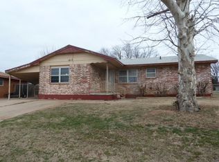 617 SW Sedalia Pl, Lawton, OK 73501