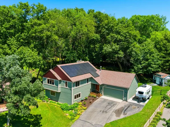 12568 Everest Ct E, Apple Valley, MN 55124
