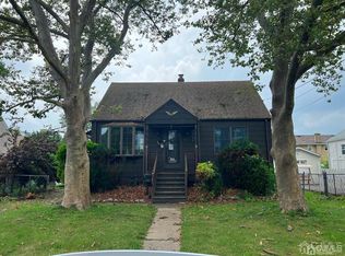 2014 Bell Pl, South Plainfield, NJ 07080