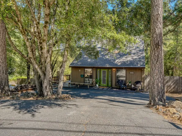 9260 Hoberg Drive E, Cobb, CA 95426