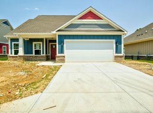 4308 W Hidden Preserve Cv, New Palestine, IN 46163