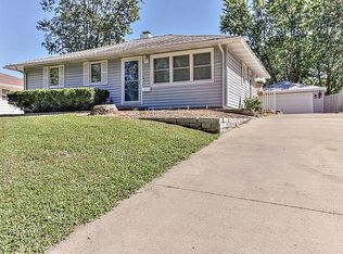 1509 Paula Dr, Champaign, IL