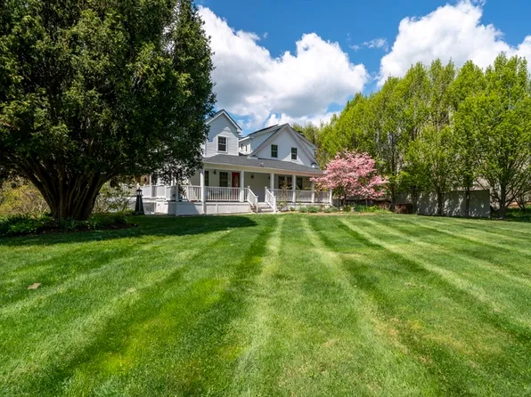 229 Parkerville Rd, Southborough, MA 01772