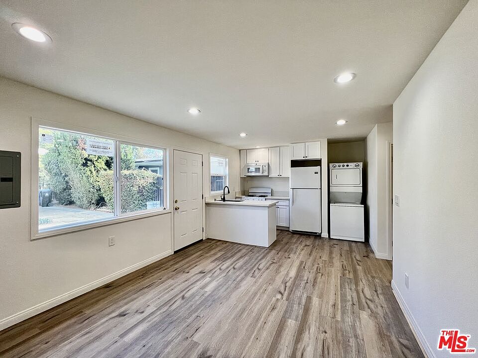 1st image of 22146 Welby Way