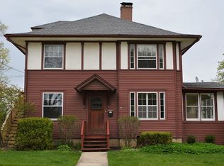 118 N 4th Ave, St Charles, IL
