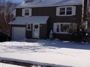 5 Marquette Rd, Montclair, NJ 07043